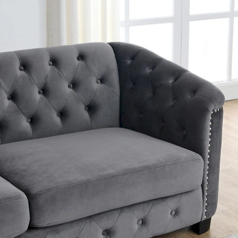 Divano a 3 posti Chester in velluto con bottoni capitonné da 195 cm – Beige / Grigio / Nero, con borchie decorative