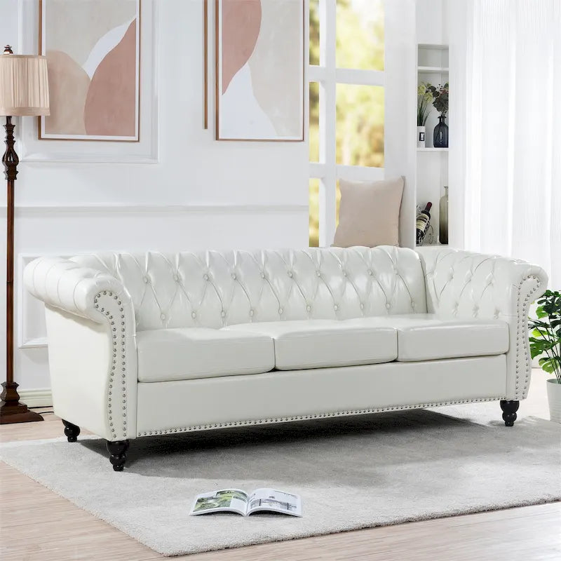 Divano Chesterfield a braccioli arrotolati da 84", bianco, 3 posti