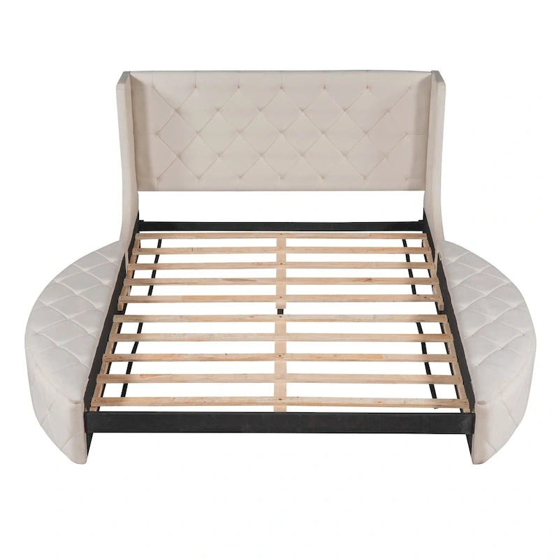 Letto a piattaforma con testiera ad ali in velluto beige, Queen, 2 persone