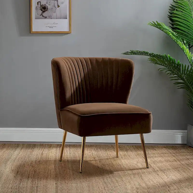 Poltroncina senza braccioli in velluto viola, schienale capitonné, gambe dorate, singolo