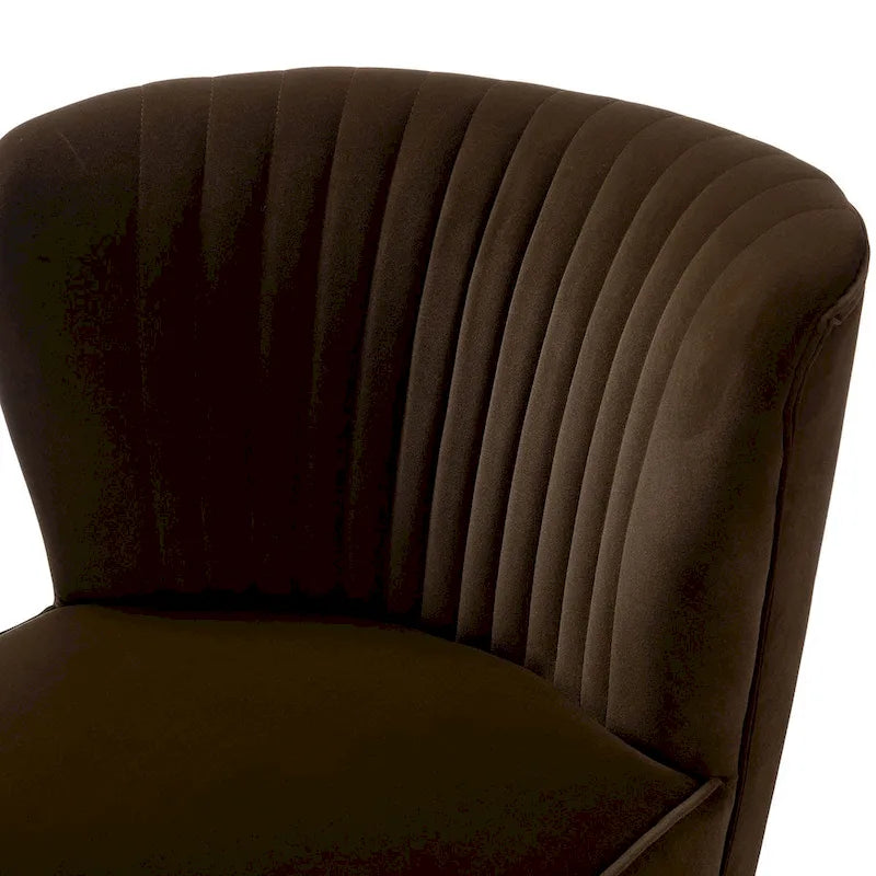 Poltroncina senza braccioli in velluto viola, schienale capitonné, gambe dorate, singolo