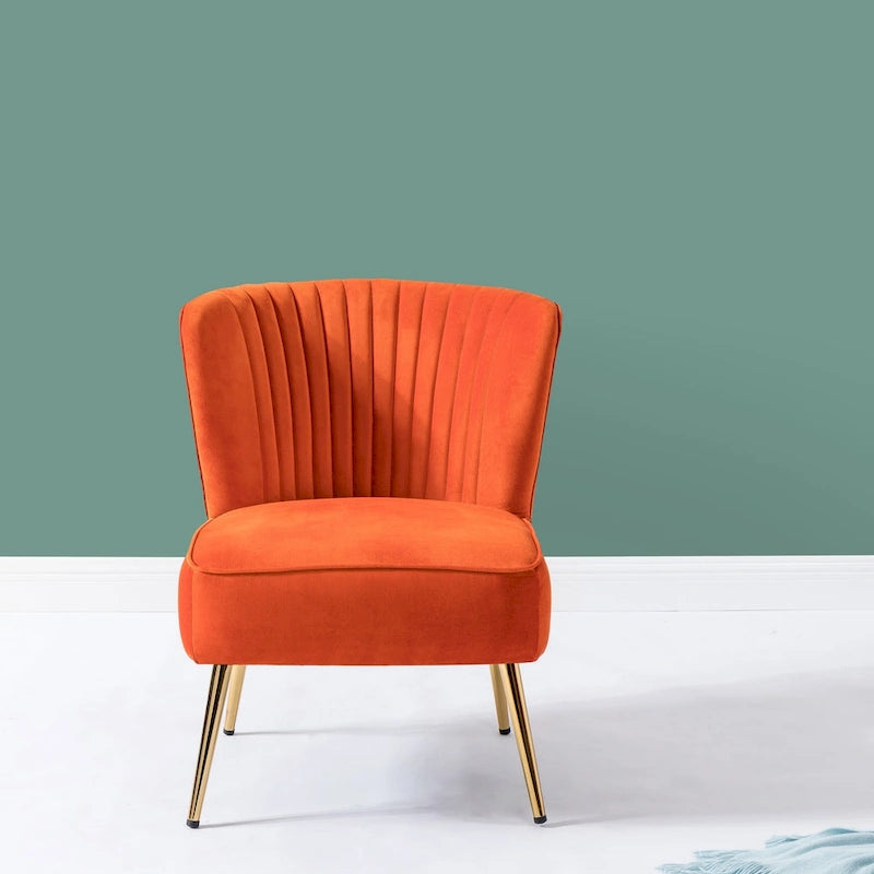 Poltroncina senza braccioli in velluto viola, schienale capitonné, gambe dorate, singolo
