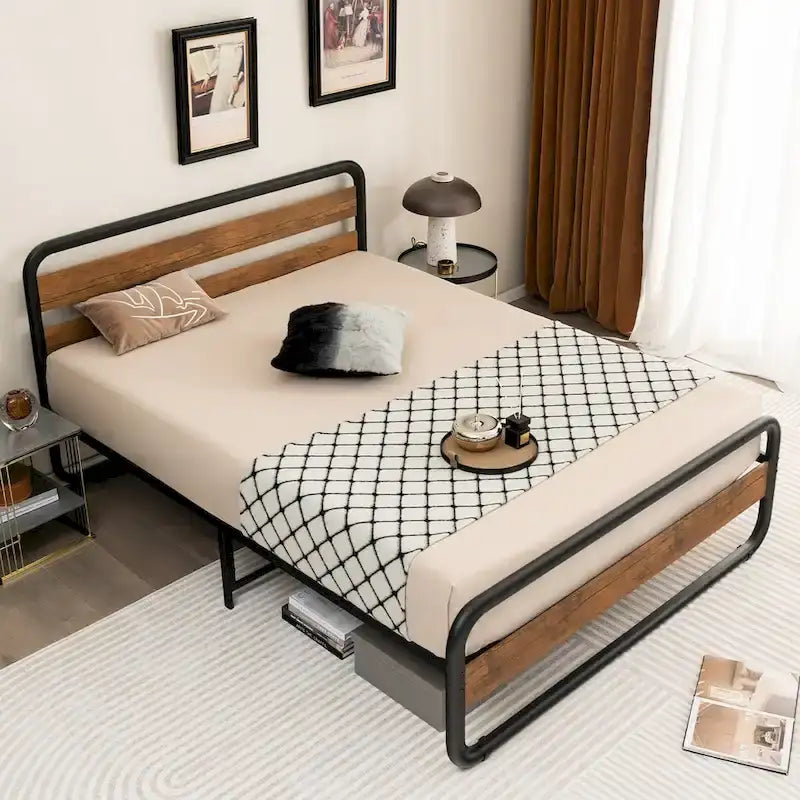 Struttura letto a piattaforma Black Arc con testiera e pediera, piazza e mezza / matrimoniale