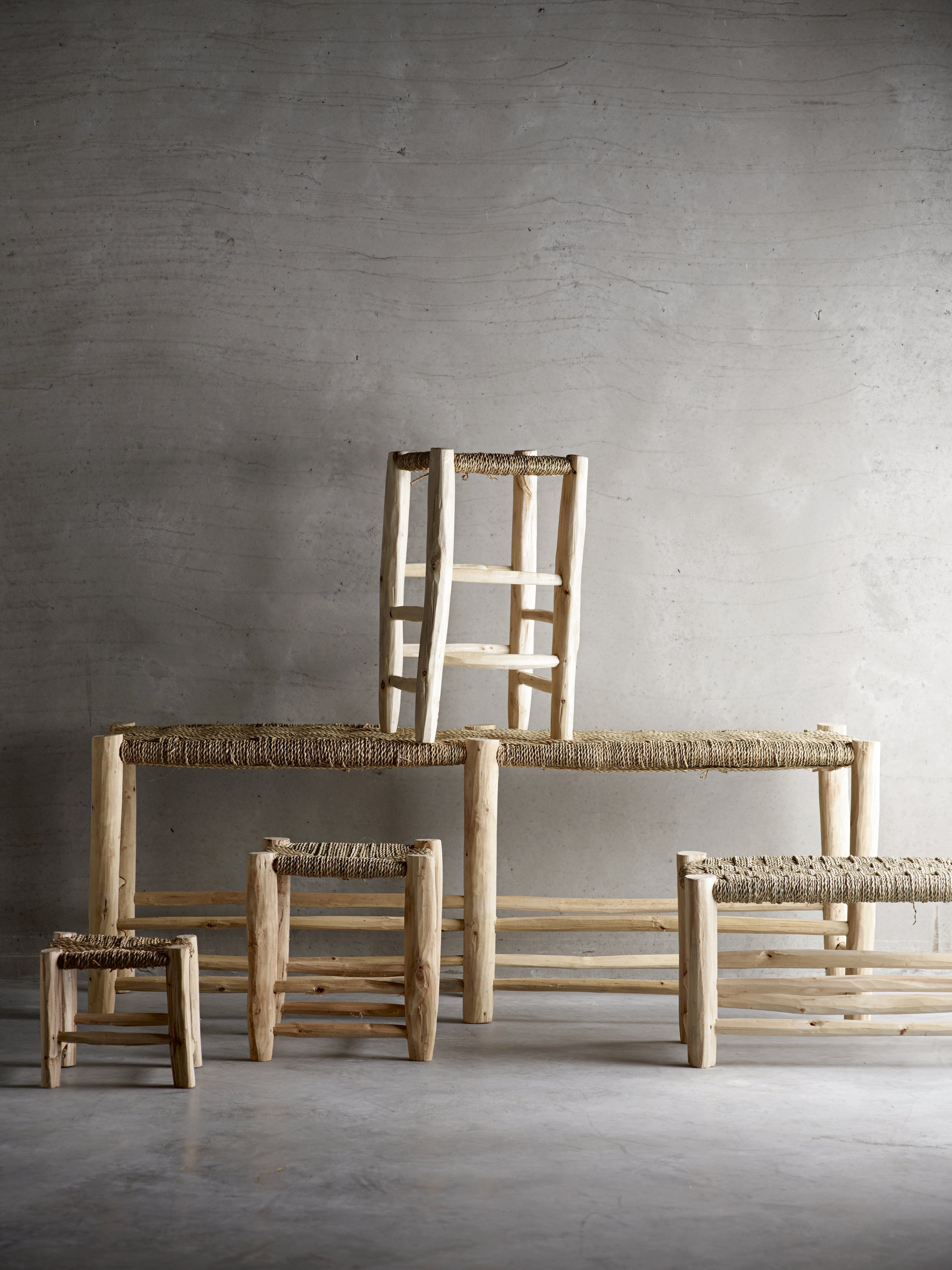 Sgabello H 50, Foglia di Palma e Legno