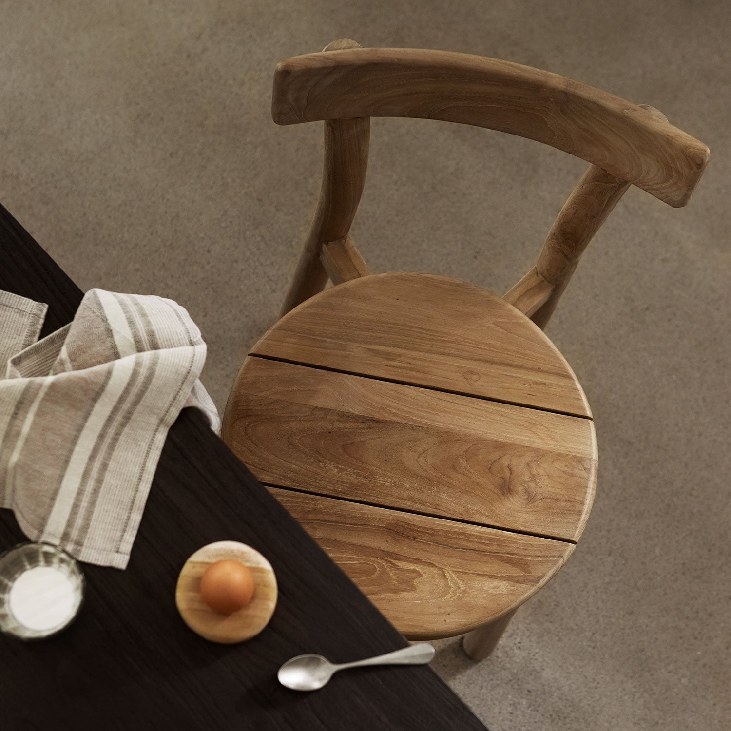 SEDIA IN TEAK | H 45 CM